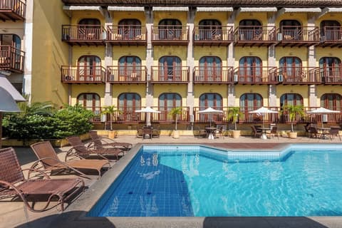 Rede Andrade Bello Mare Comfort, Exterior