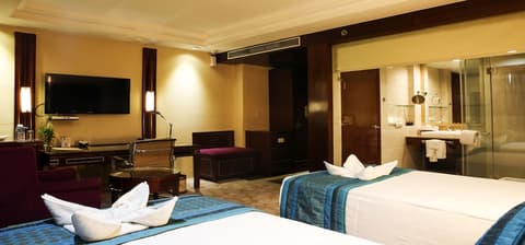 Sky City Hotel, Room