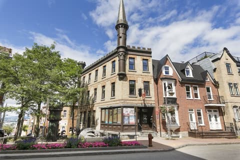 Château des Tourelles - Par Aneyro, Front of property