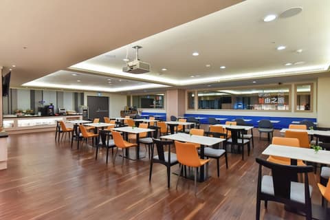 Holiday Inn Express Taipei Train Station by IHG, Restaurant