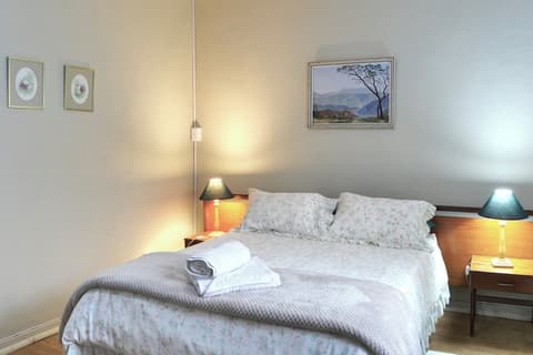 Oppi Plaas Abek, Room