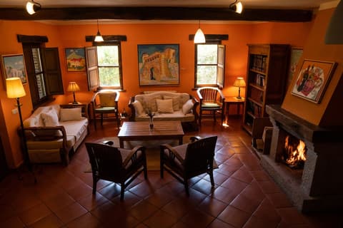 La Montaña Mágica, Lobby sitting area