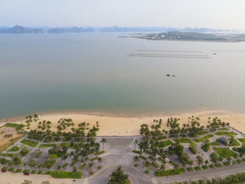 Draha Halong Hotel - Serenity, Charm and Nature - Preferred by Western Travelers, Point of interest
