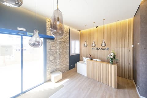 Hotel Voramar, Reception