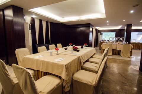 Roland Hotel, Banquet hall