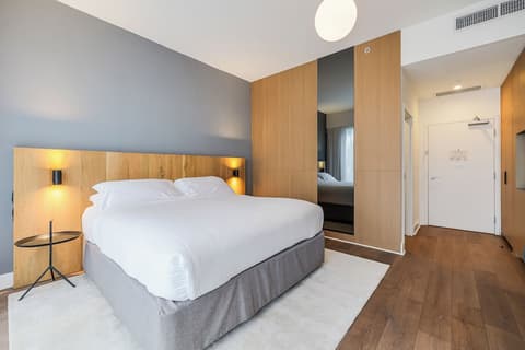 The March Hotel, Room