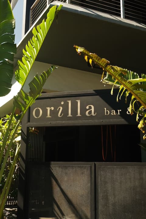 The March Hotel, Restaurant