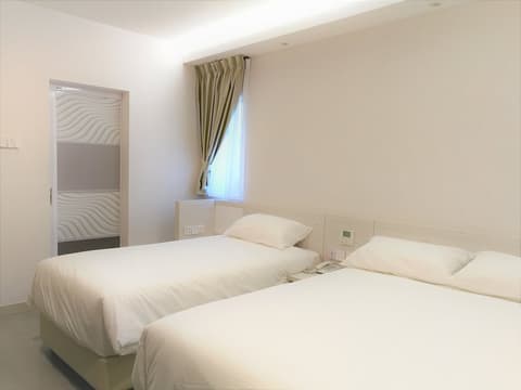 Legacy Hotel, Room