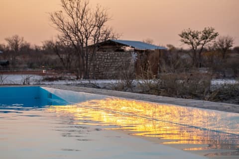 Etosha Trading Post, Pool