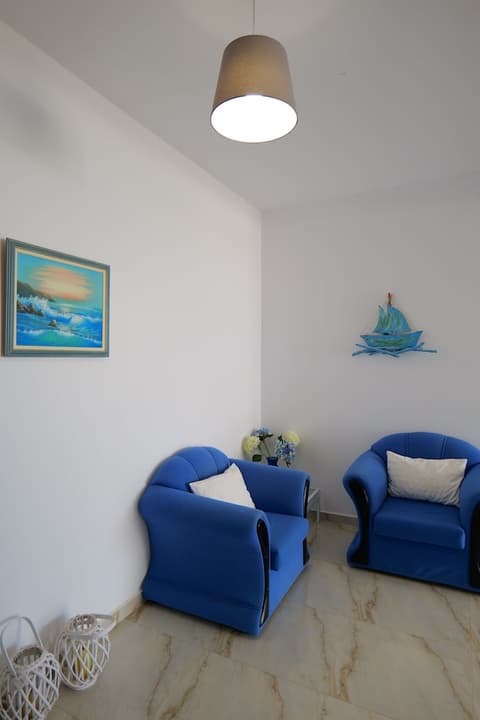 Hotel Belle Vue, Lobby sitting area