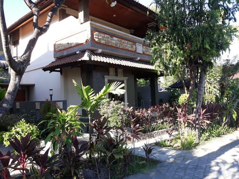 Puri Bali Lovina, Room