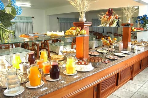 Estrelas Da Serra, Breakfast buffet