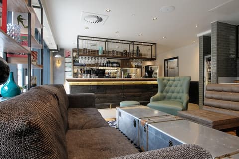 Hub By Premier Inn Edinburgh Haymarket, Restaurant