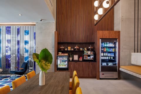 Hotel Indigo Miami Brickell by IHG, Snack bar