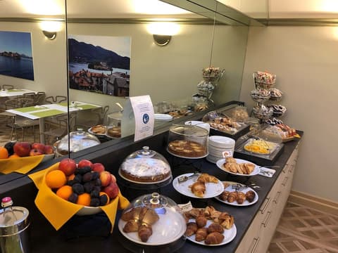Crystal Hotel Varese, Breakfast buffet