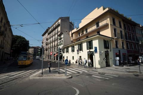 Be Mate Via Tivoli, Exterior