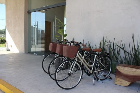 Hotel México Plaza Querétaro, Bicycling