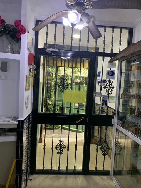 Hostal Alcobia, Interior entrance