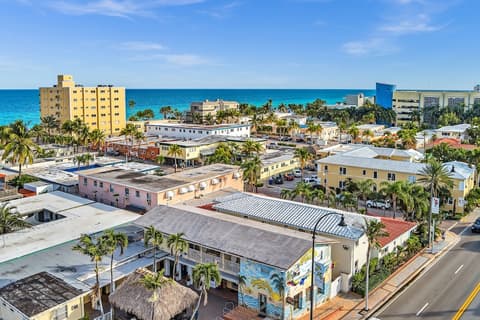 Greniers, Check-in/check-out kiosk