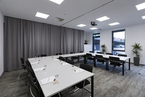 Hotel Modi, Meeting facility