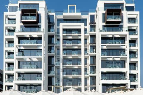 C Central Resort the Palm, Front of property