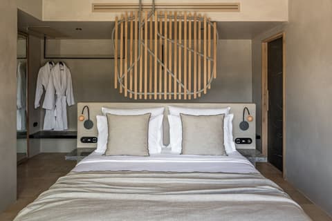 Acro Wellness Suites - Adults Only, Room