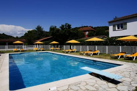 Hotel Du Bosquet, Pool