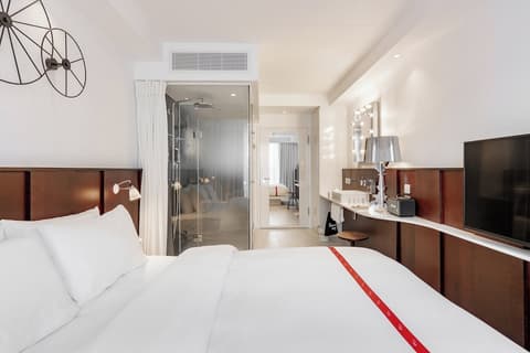 Ruby Lucy Hotel London, Room