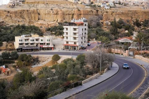 Corner View Hotel – Petra, Front of property