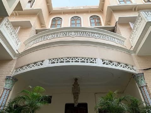 Shree Ganesha Residency, Interior entrance