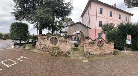 Hotel Ficocle, Parking