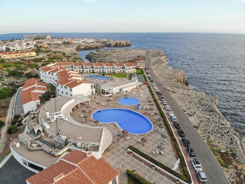 RVHotels Sea Club Menorca, Pool