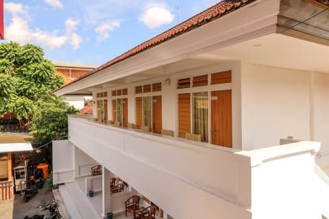 OYO 1384 Pulau Bali Hotel, Balcony