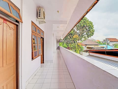 Hotel O Gusti Residence, Exterior detail