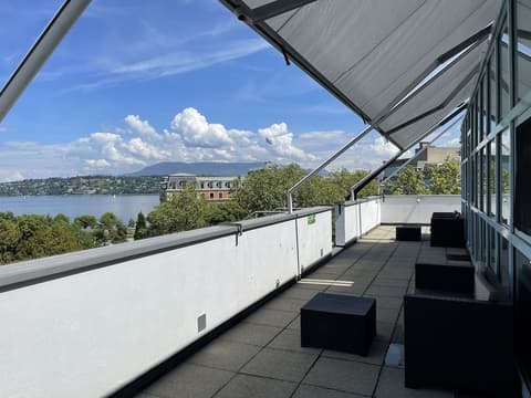 Geneva Hostel, Terrace/patio