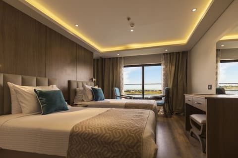 SUNRISE Semiramis II Cruise, Room