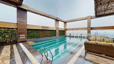 Radisson Blu Towers Kaushambi Delhi NCR, Pool