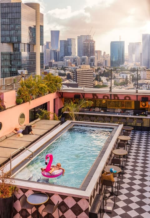 Brown BoBo, a member of Brown Hotels, Pool