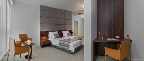 Priska Med Luxury Rooms, Room