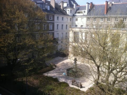 Hotel le Berthelot, Property grounds