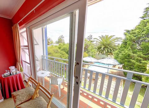 Blue Mountain Guest House, Balcony