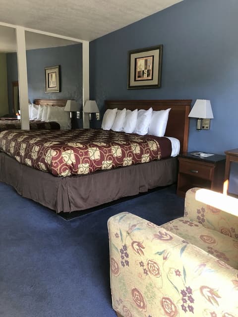 Encore Motel Near Marina Del Rey, Culver City & Venice, Room