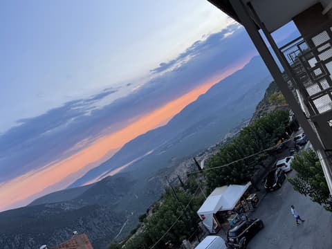 Nidimos Hotel, Exterior