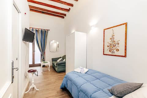 Giulio Cesare 14, Room