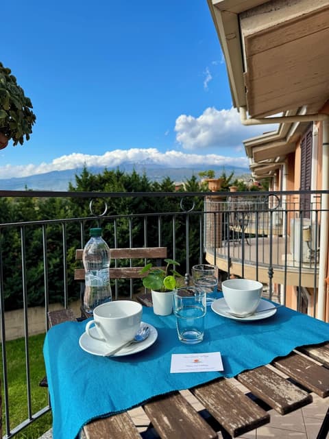 New Naxos Village, Room