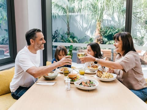 Novotel Perth Murray Street, Miscellaneous