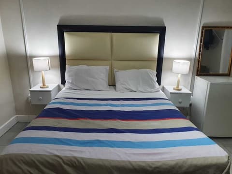 The Monument Guesthouse, Room