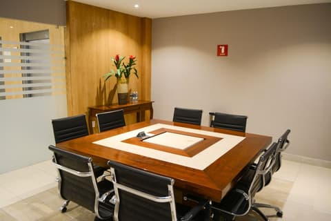 Stain Loft & Suites, Meeting facility