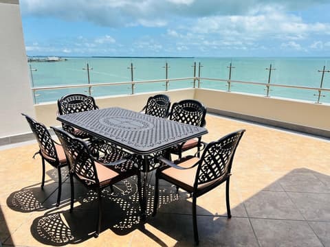 Golden Bay Belize Hotel, Room