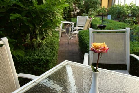 Bed & Breakfast am Luisenplatz, Garden